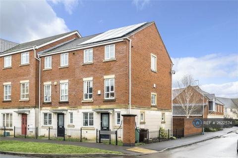 1 bedroom in a house share to rent, Dunlin Terrace, Cheltenham, GL51