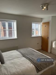 1 bedroom in a house share to rent, Dunlin Terrace, Cheltenham, GL51
