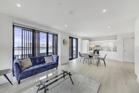 2 bedroom apartment to rent, James Cook Building, Royal Wharf, London, E16