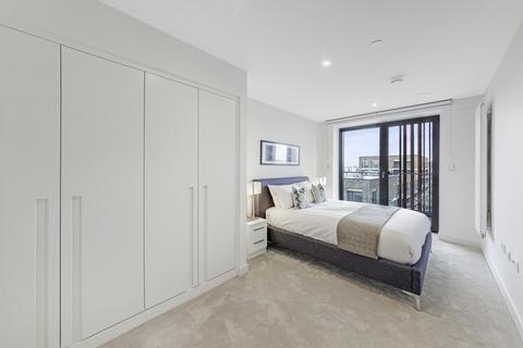 2 bedroom apartment to rent, James Cook Building, Royal Wharf, London, E16