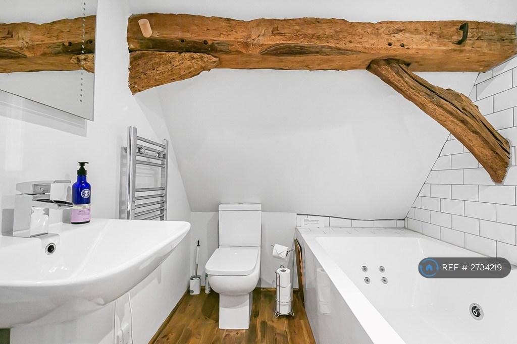 Triple Bedroom En-Suite