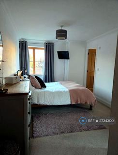 1 bedroom flat to rent, Trafalgar Square, Poringland, Norwich, NR14