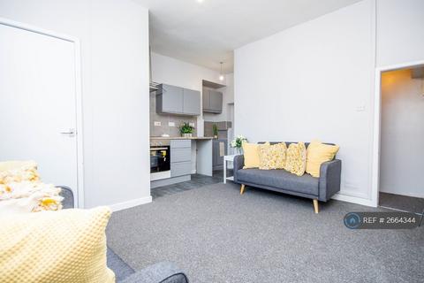 1 bedroom terraced house to rent, Veevers Street, Padiham, Burnley, BB12