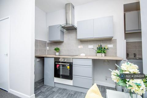 1 bedroom terraced house to rent, Veevers Street, Padiham, Burnley, BB12