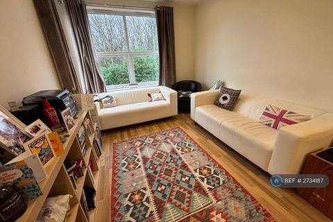 2 bedroom flat to rent, Balbec Avenue, Leeds, LS6
