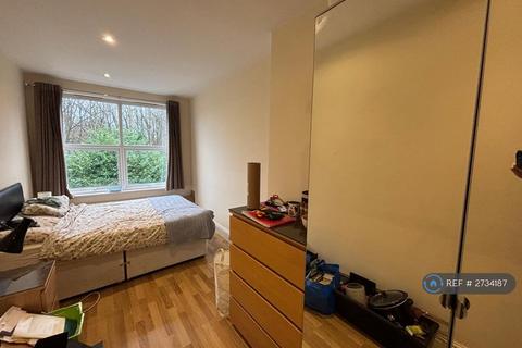 2 bedroom flat to rent, Balbec Avenue, Leeds, LS6