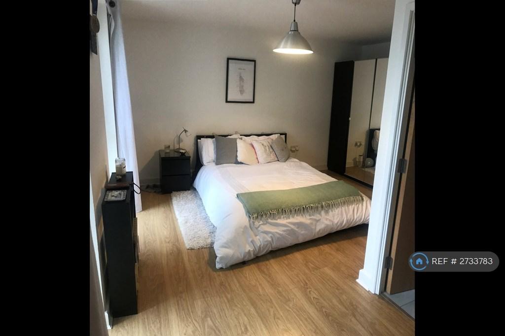 Ensuite Double Room
