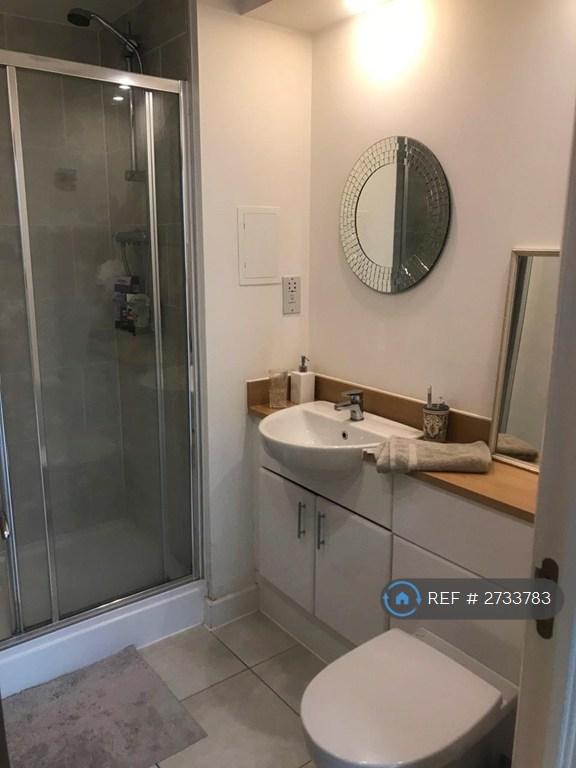 Ensuite Bathroom