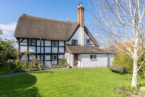 4 bedroom cottage for sale, Tewkesbury Road, Gloucester GL2