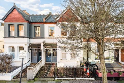 Oakmead Road, London SW12