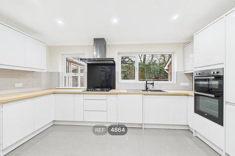 4 bedroom detached house to rent, Nottingham NG9