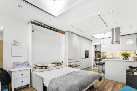 undefined, Ringslade Road, London, N22