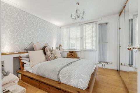 undefined, Caledonian Road, Holloway, London, N7
