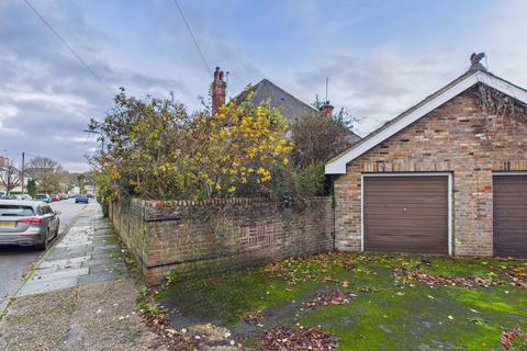 undefined, Roy Road, Northwood, HA6