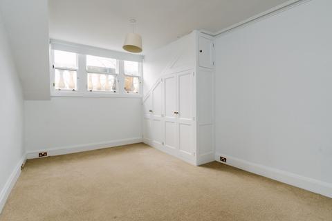 undefined, St. Bernards Crescent, Edinburgh EH4