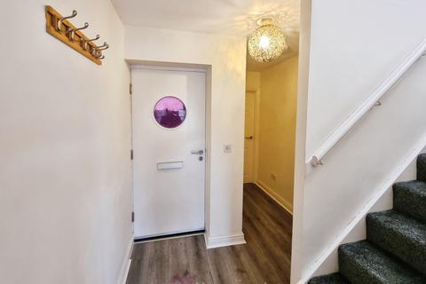 2 bedroom flat for sale, Springfield Court, Amersall Road , Doncaster DN5