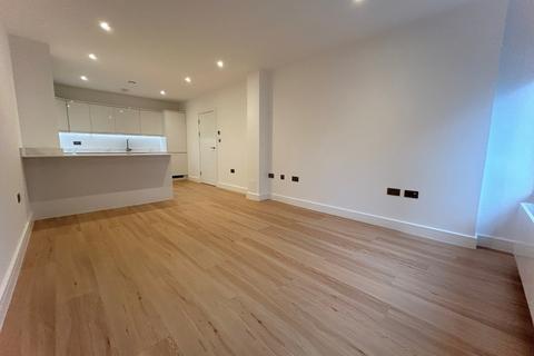 2 bedroom flat to rent, 5 Manor Road, Wallington SM6
