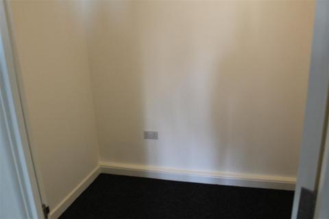 1 bedroom apartment to rent, Church Street
