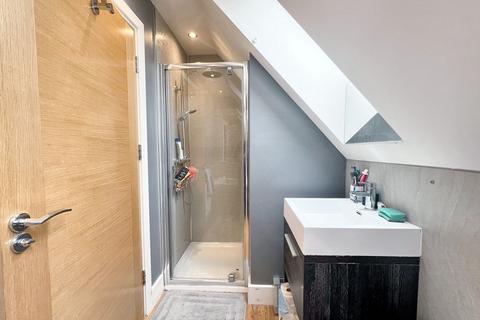 2 bedroom flat to rent, Woodside Road, Samuel House Woodside Road, DA15