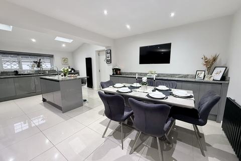 undefined, Oakdene Court, Leeds LS17