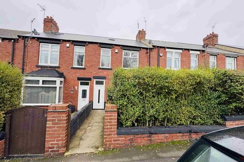 3 bedroom terraced house to rent, Queen Street, Seaham, Co. Durham, SR7