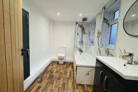 3 bedroom terraced house to rent, Queen Street, Seaham, Co. Durham, SR7
