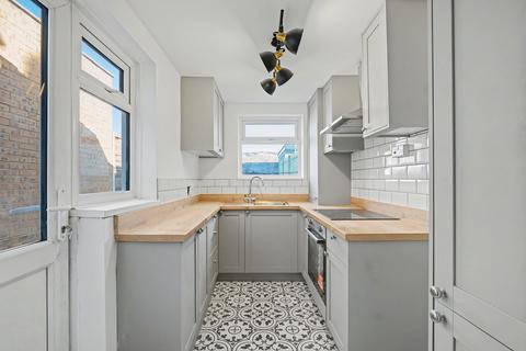 2 bedroom terraced house for sale, High Street, Wouldham, ME1