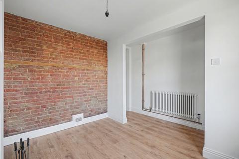 2 bedroom terraced house for sale, High Street, Wouldham, ME1