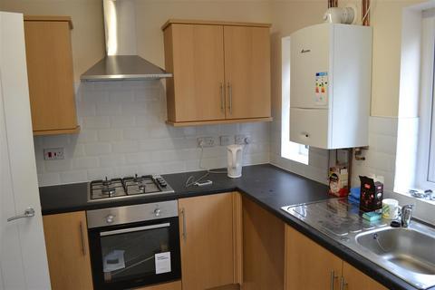 3 bedroom terraced house to rent, Dilloways Lane