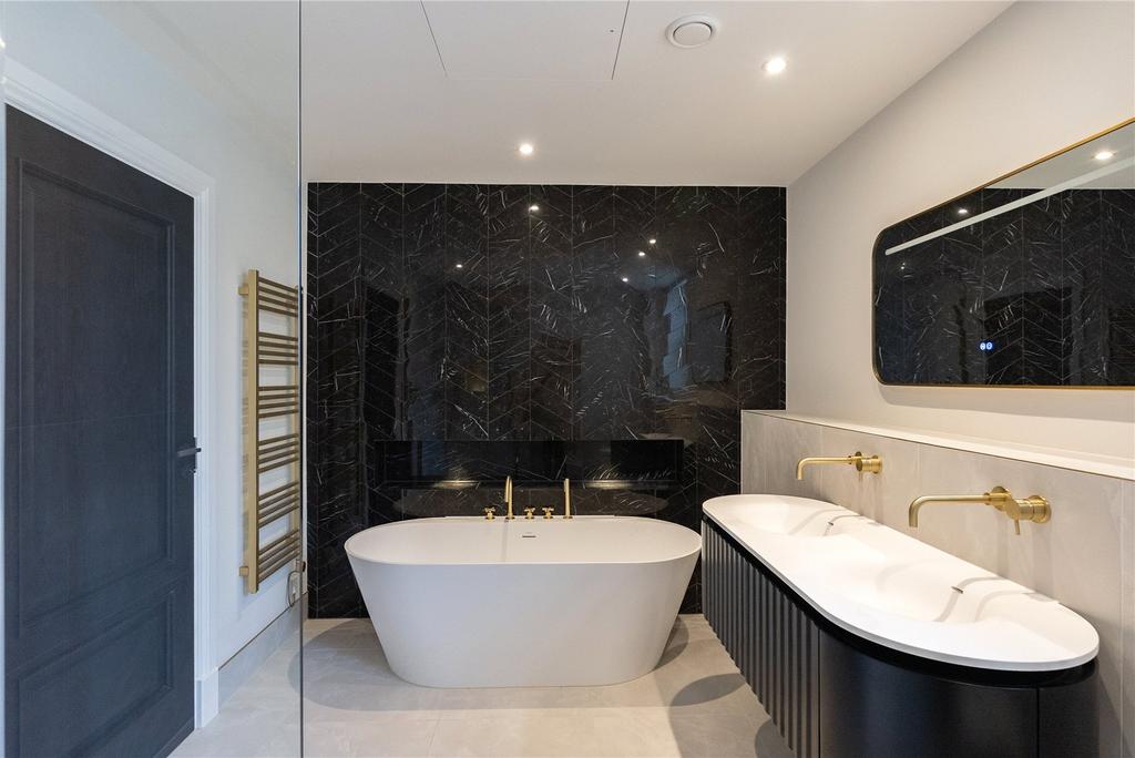 En-Suite- Bathroom