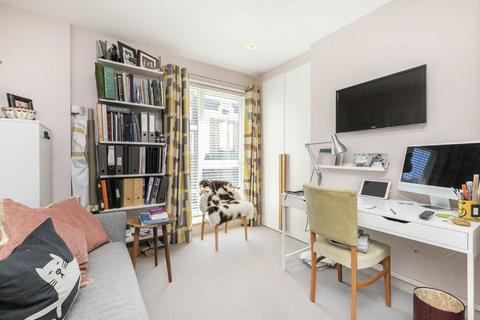 undefined, Sidney Road, London SW9