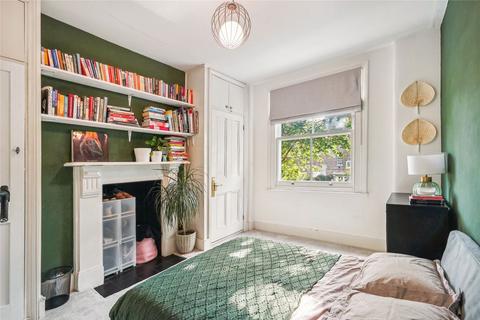 3 bedroom flat for sale, Littlebury Road, London SW4
