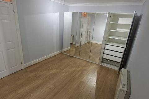 1 bedroom flat to rent, Market Street, Haverfordwest