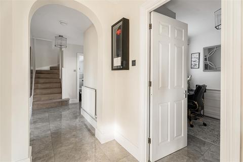 5 bedroom terraced house for sale, Common Lane, Radlett