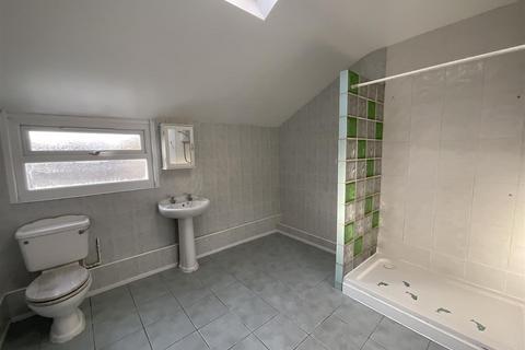 3 bedroom semi-detached house for sale, Villiers Road, Ammanford SA18