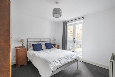 undefined, Elm Park, London, SW2