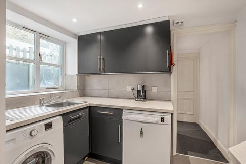 undefined, Elm Park, London, SW2