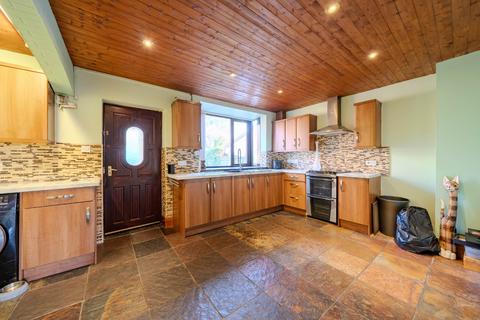 3 bedroom townhouse for sale, Smalewell Drive, Pudsey, West Yorkshire