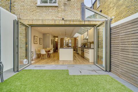 5 bedroom terraced house for sale, Kyrle Road, SW11