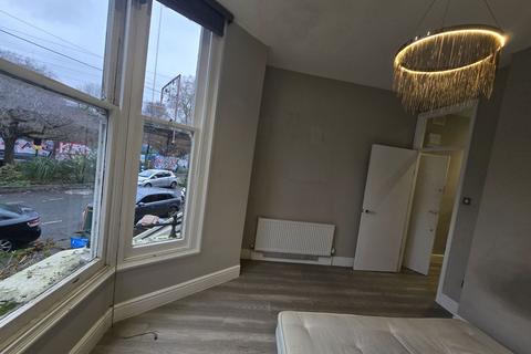 1 bedroom flat to rent, Downs Park Road, London E8