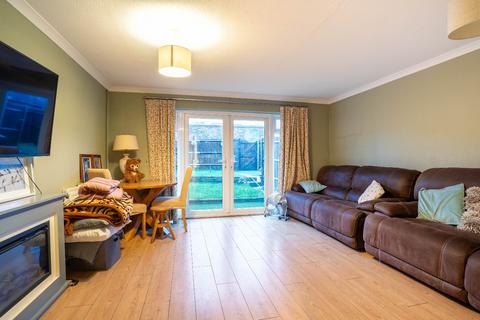 3 bedroom end of terrace house for sale, Thistledown, Gravesend, Kent, DA12 5EU