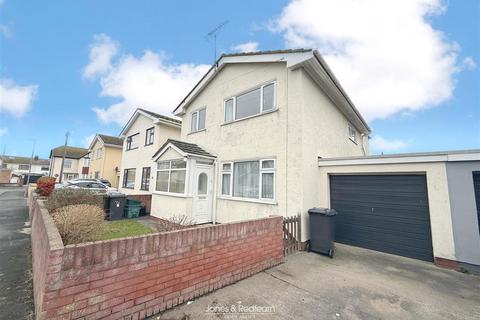 4 bedroom detached house for sale, Bryn Avenue, Kinmel Bay, Rhyl