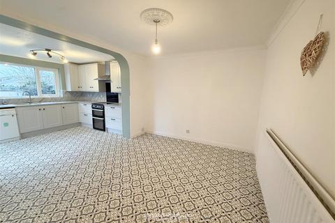 4 bedroom detached house for sale, Bryn Avenue, Kinmel Bay, Rhyl