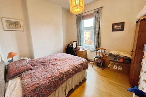 2 bedroom end of terrace house for sale, Northenden View, Didsbury Village, Manchester, M20