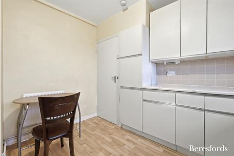 1 bedroom apartment for sale, Coleford House, Kingsbridge Road, RM3