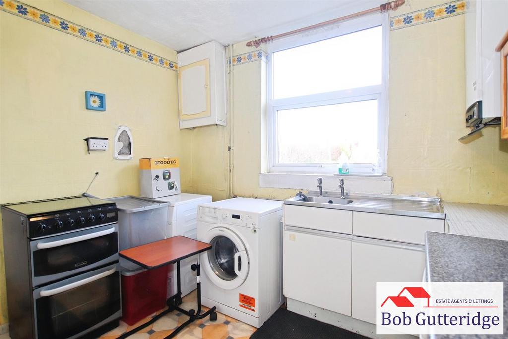 Fitted kitchen