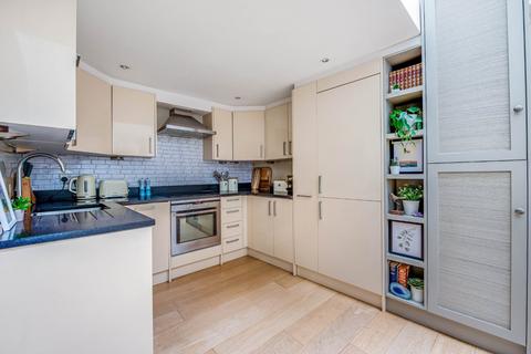 undefined, Homestead Road, Fulham, London, SW6