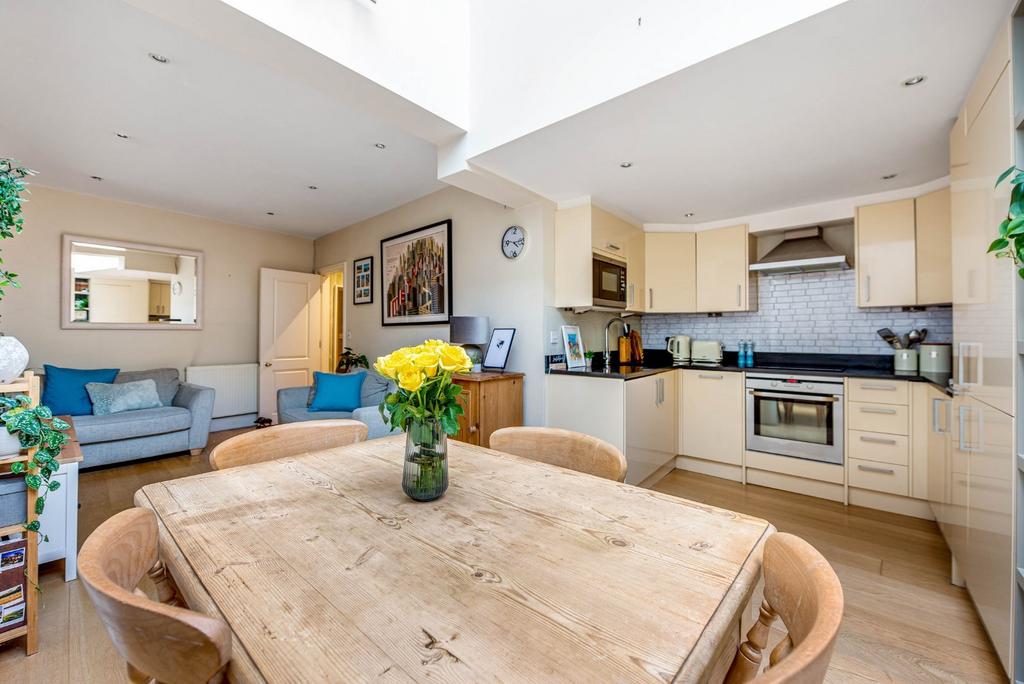 Dining Area/Kitchen