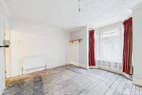 3 bedroom terraced house for sale, St. Pirans Avenue, Portsmouth, PO3
