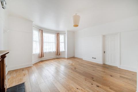 2 bedroom flat for sale, Rushey Green, London, SE6